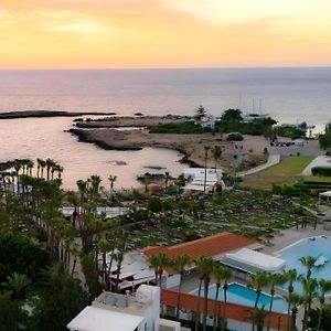 Cavo Maris Beach Hotel